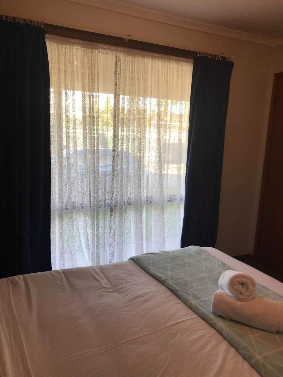 Lakes Jakaranda Holiday Units Lakes Entrance Bagian luar foto