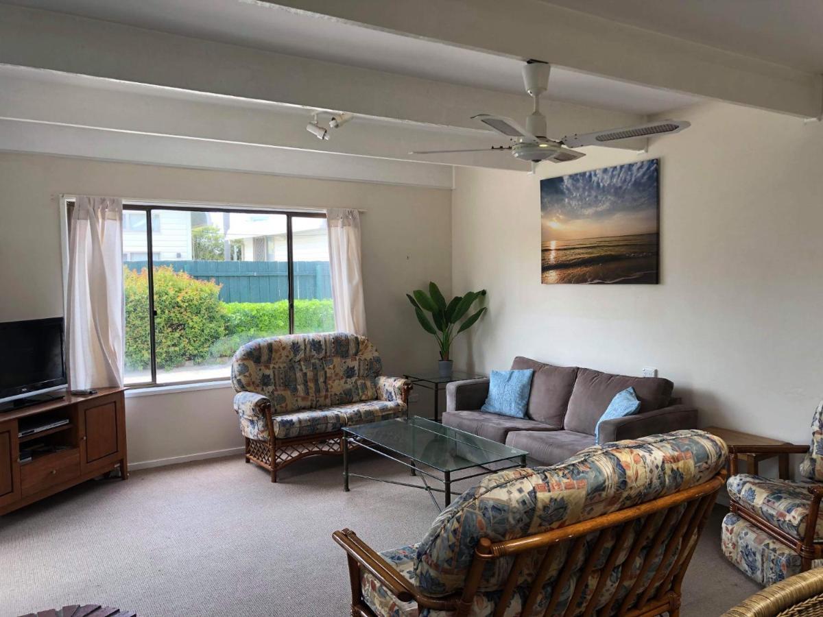 Lakes Jakaranda Holiday Units Lakes Entrance Bagian luar foto
